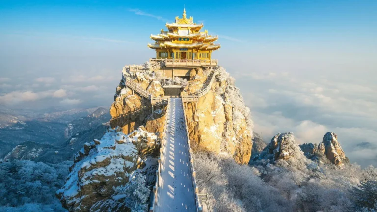 would it be hard to travel to China illegally