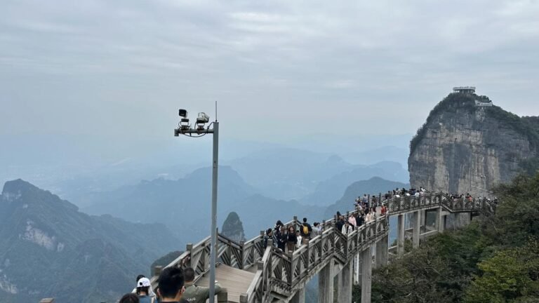 Where to travel in China in February